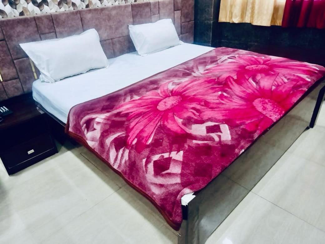 Hotel Vishal Palace Unnao Ngoại thất bức ảnh